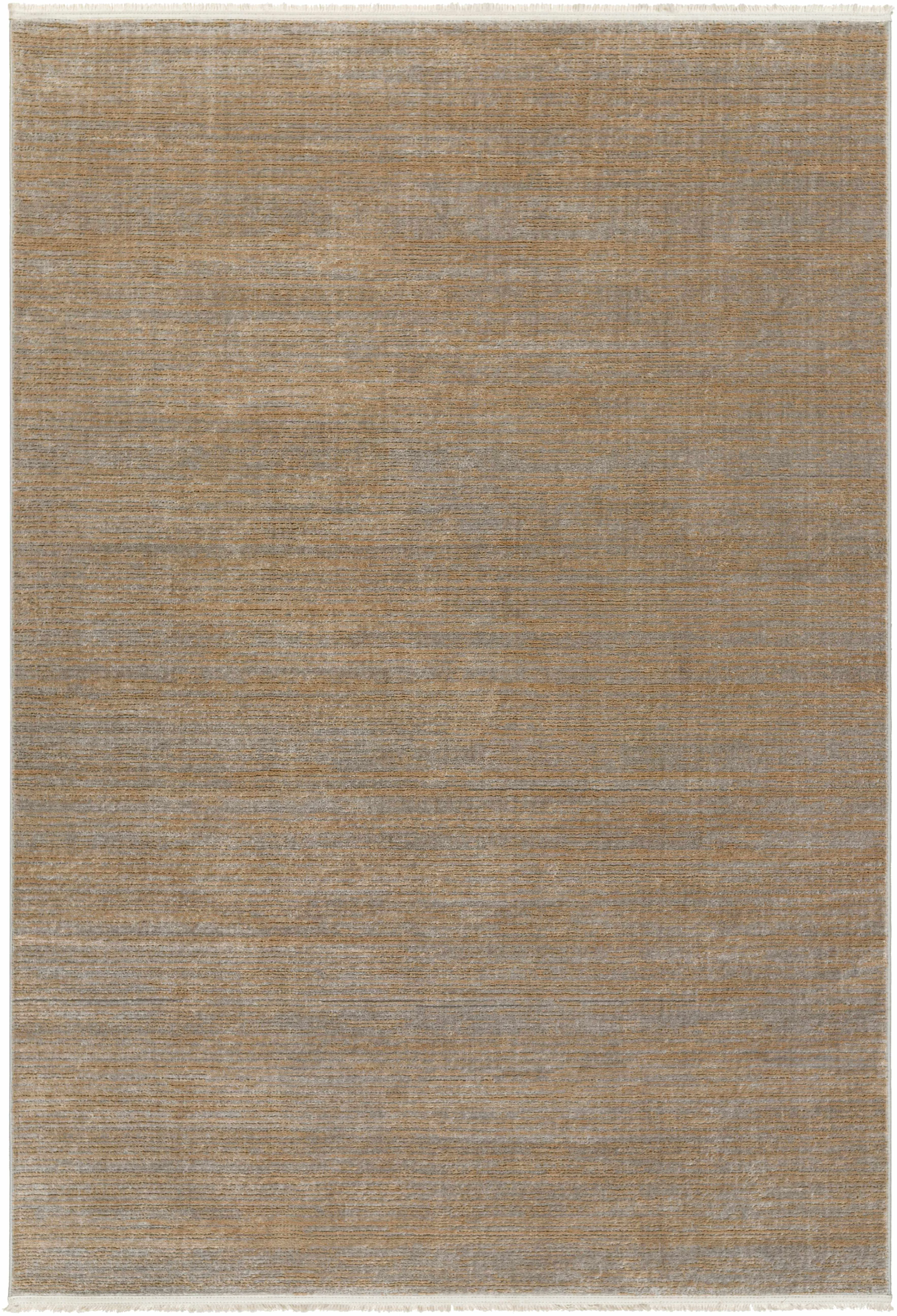 Traditional Halyn Area Rug - Comfortable
