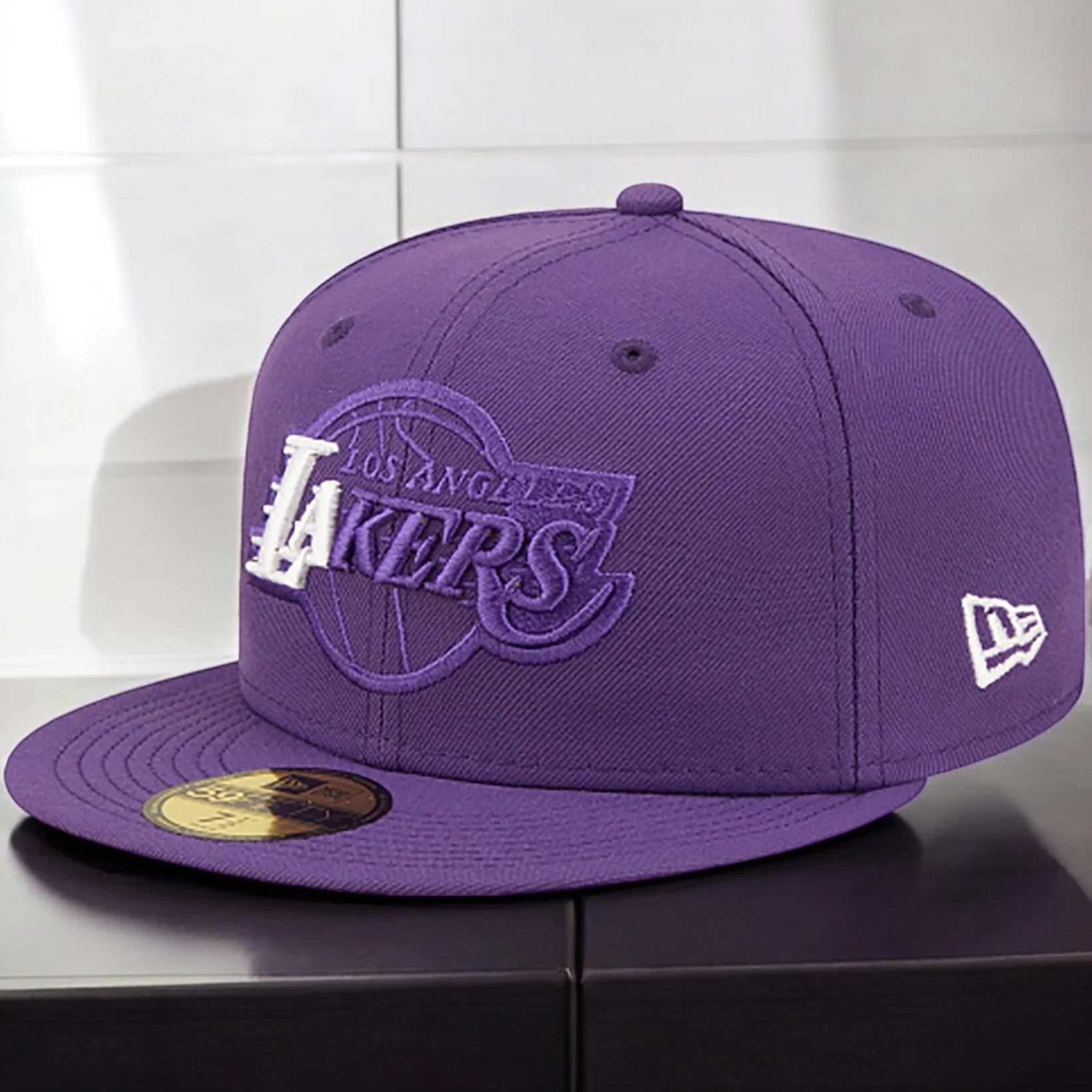 Innovative New Era Men's NBA 5950 Team Color Elements Fitted Lakers Trusted
