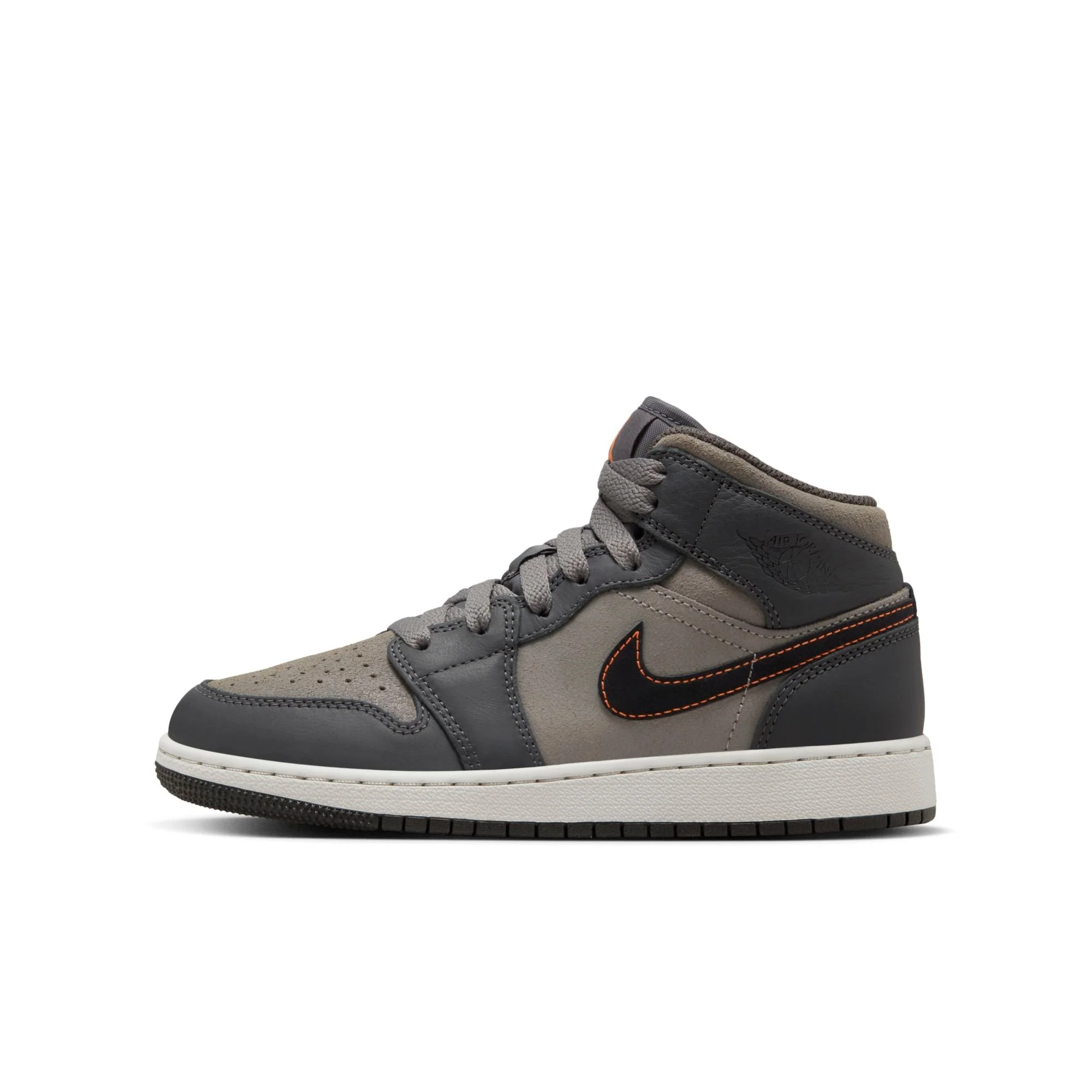 Superior Air Jordan Grade School Retro 1 Mid Se 'Night Stadium Gs' Sneakers Selected