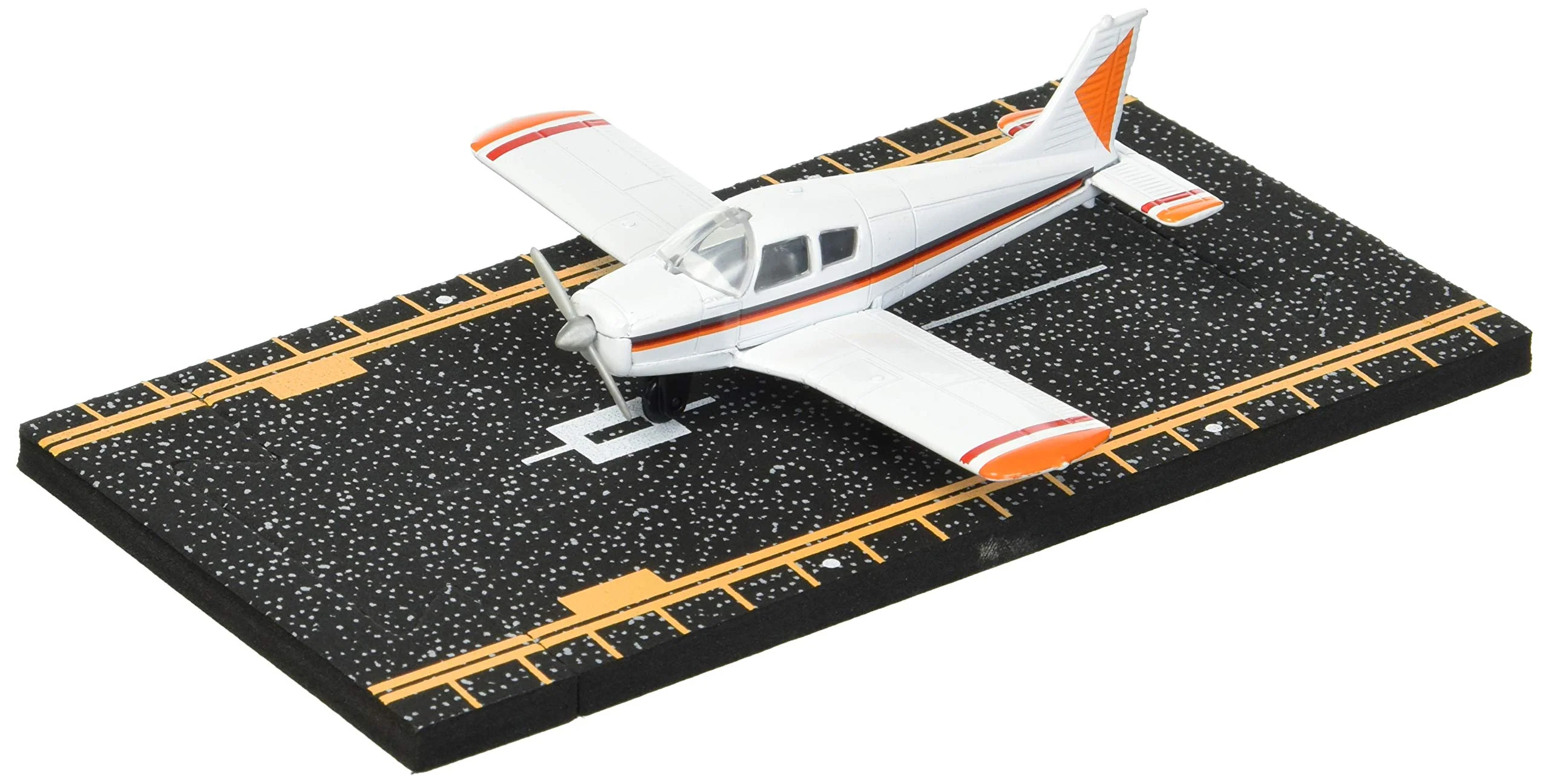 Sophisticated Hot Wings Planes Piper Cherokee with Connectible Runway in Aviation Museums Nationwide Expertly Made