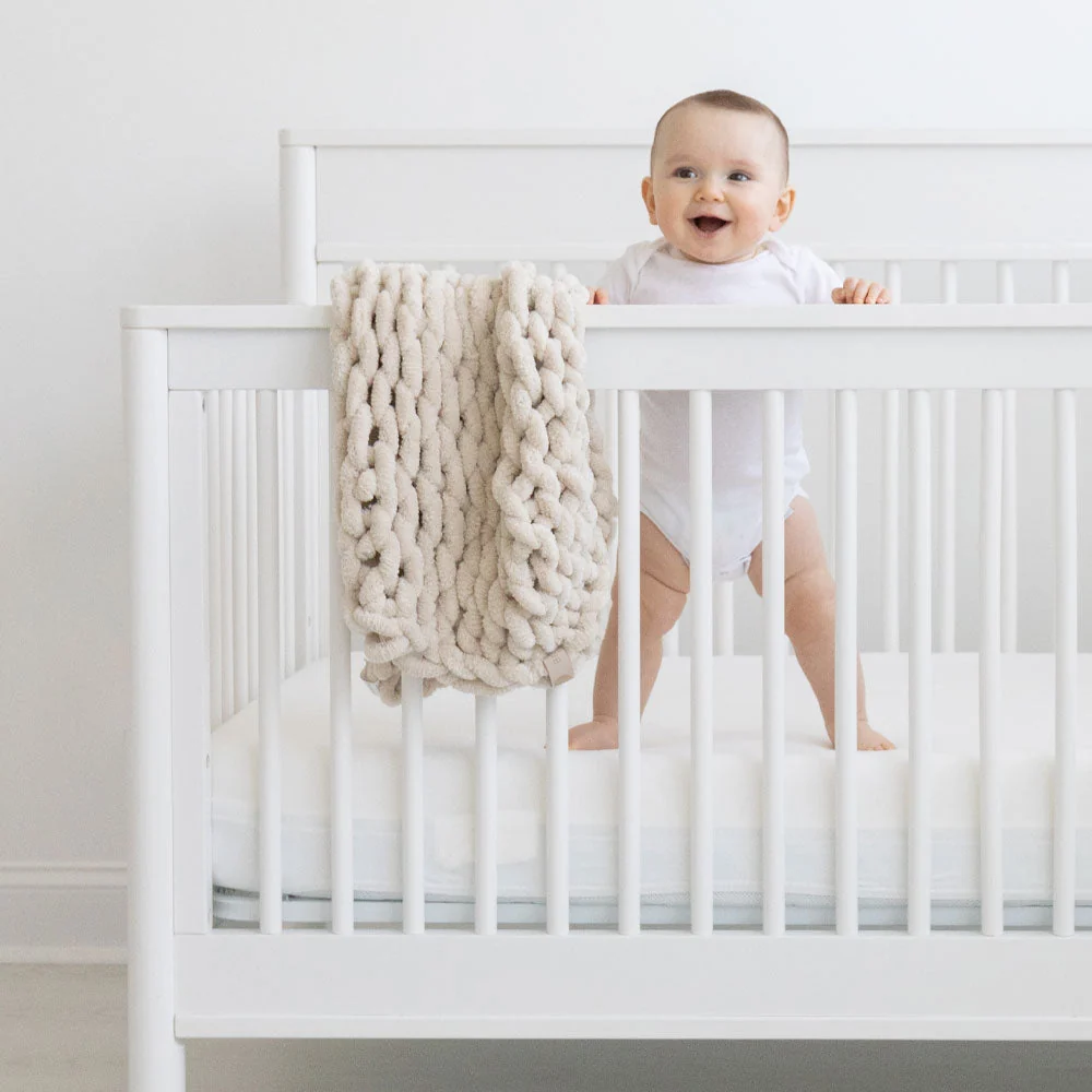 World-Class Infinite Chunky Knit Blanket Minky Cuddle - Sand Easy-to-Use