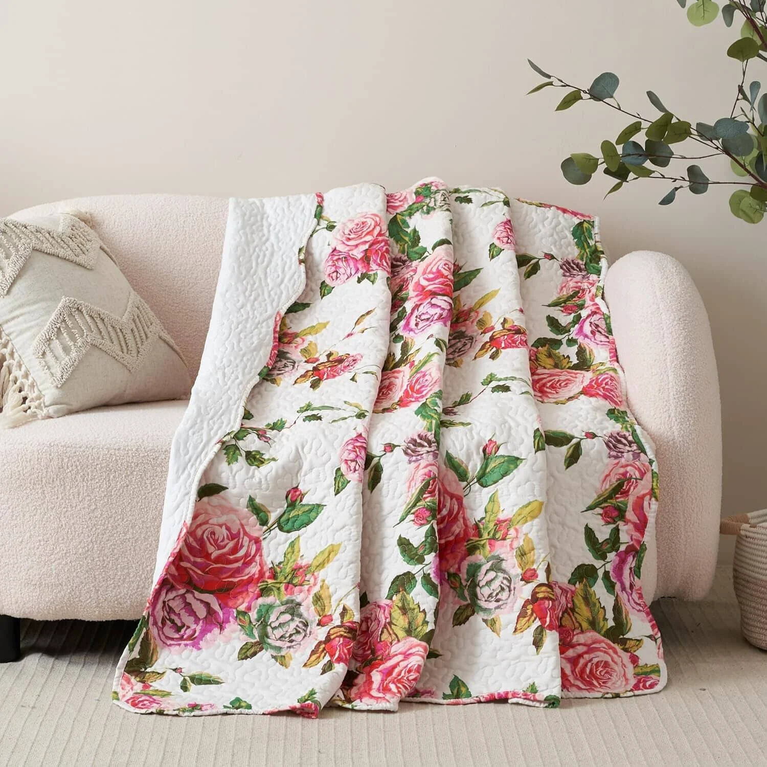 Enhanced DaDa Bedding Romantic Roses Floral Throw Blanket - Lovely Spring Pink White Scalloped Colorful Lightweight Breathable - Bright Vibrant Quilted Throw Blanket - 50 x 60 Soft