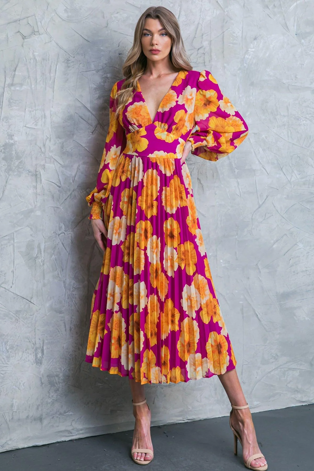 Classic Look at Her Floral Woven Midi Dress Durable