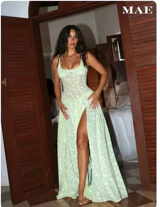 World-Class Chic V-Neck Lace Sundress First-Class