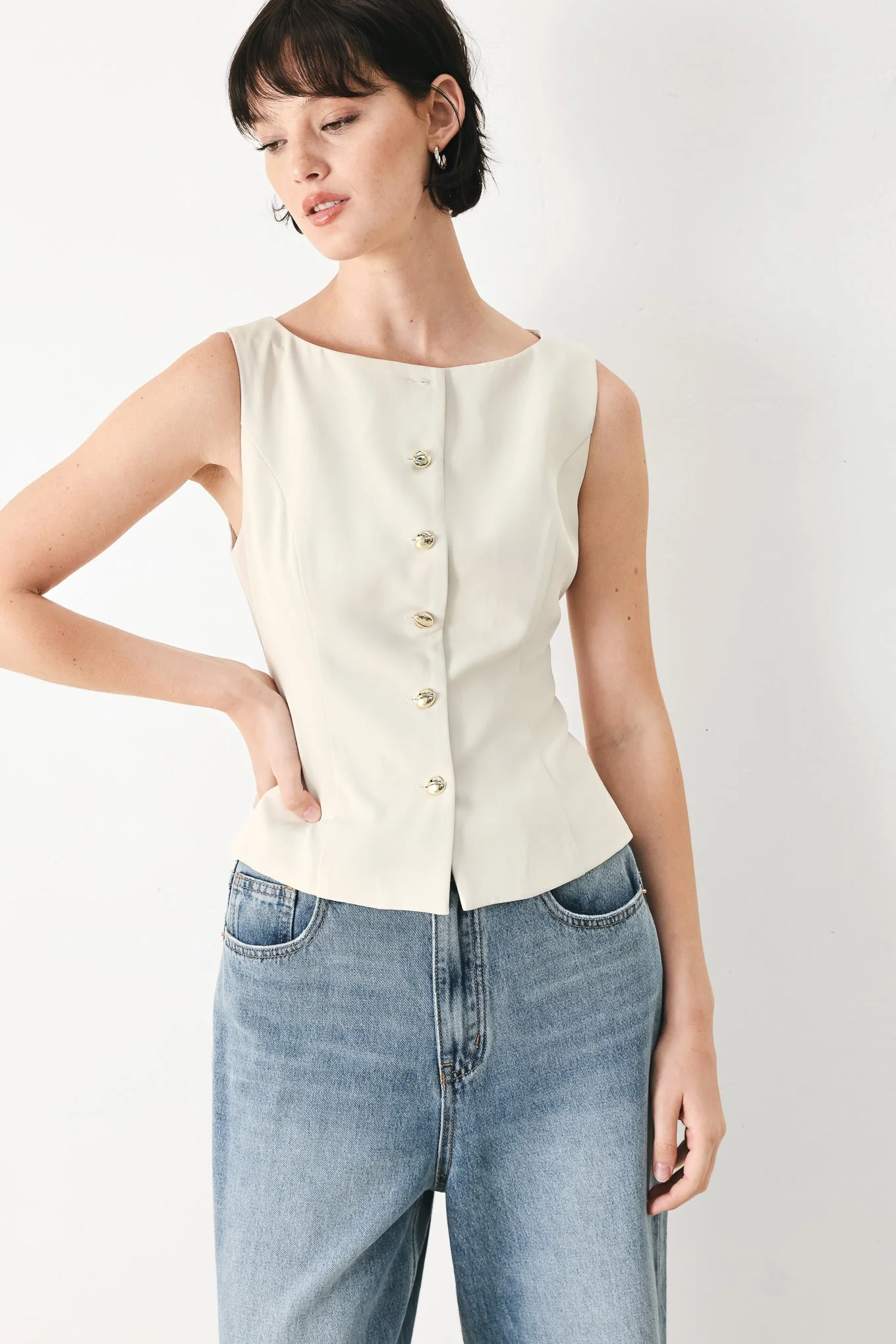 Top-Quality Modern Minimal Woven Vest Environmentally Friendly