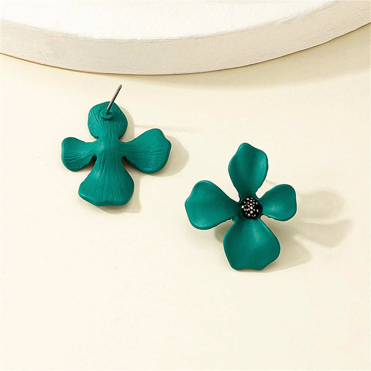 Advanced Green Floral Stud Earrings Recyclable