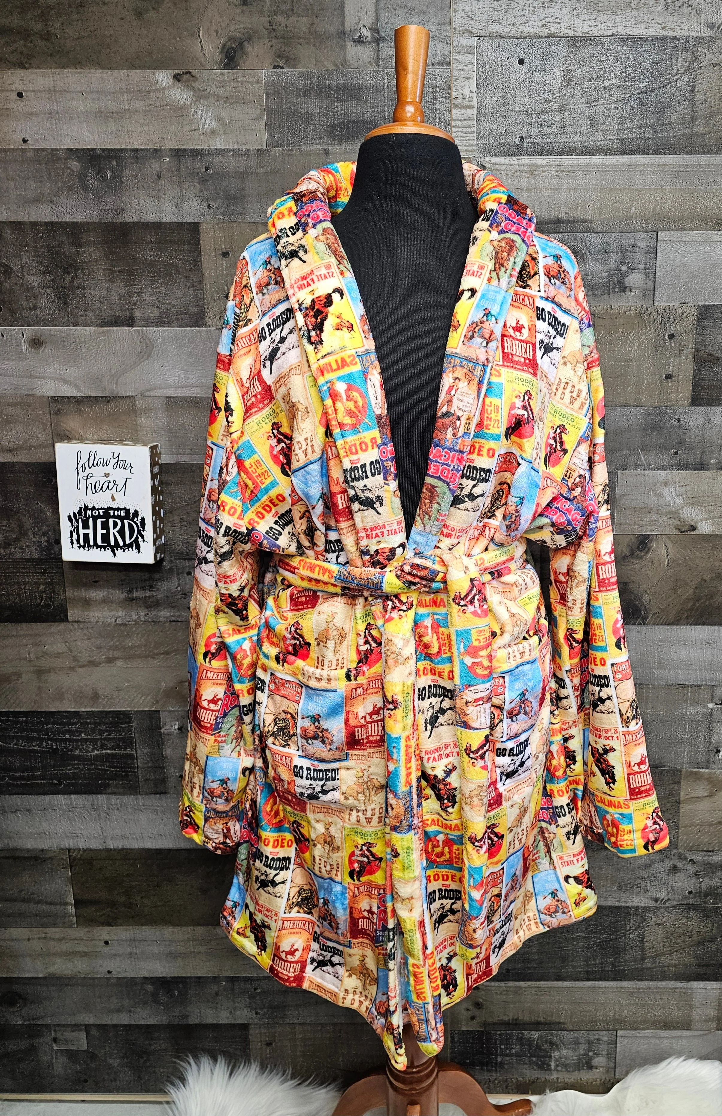 Sustainable Vintage Rodeo Poster Women's Western Bath Robe Unique