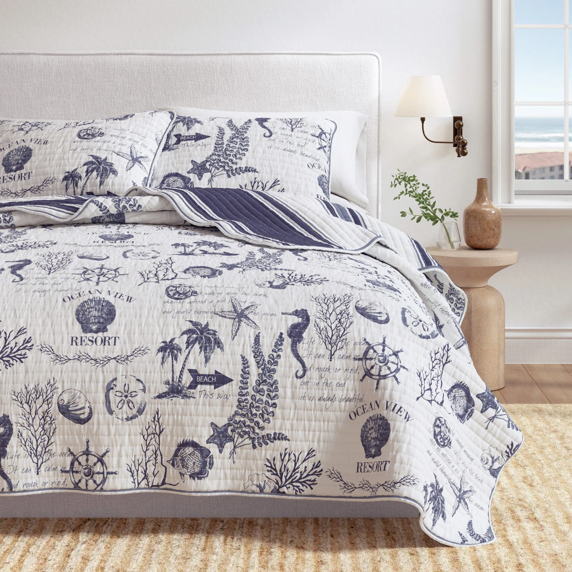 Top-Quality Coastal Printed Cotton Quilt Set - Calypso Collection Proven