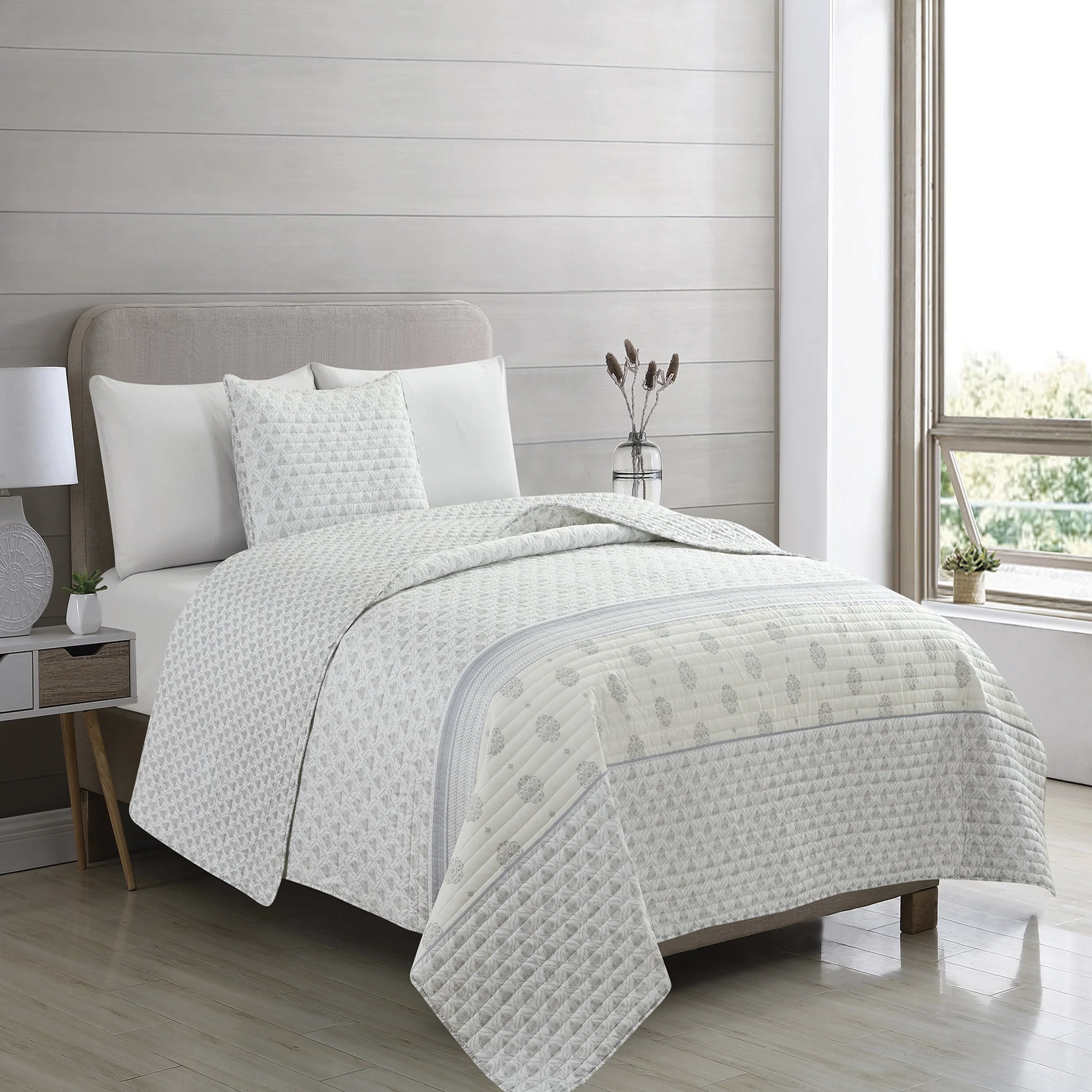 Unique Patina Vie Maison Vintage Floral Printed Quilt Set With Shams Sustainable
