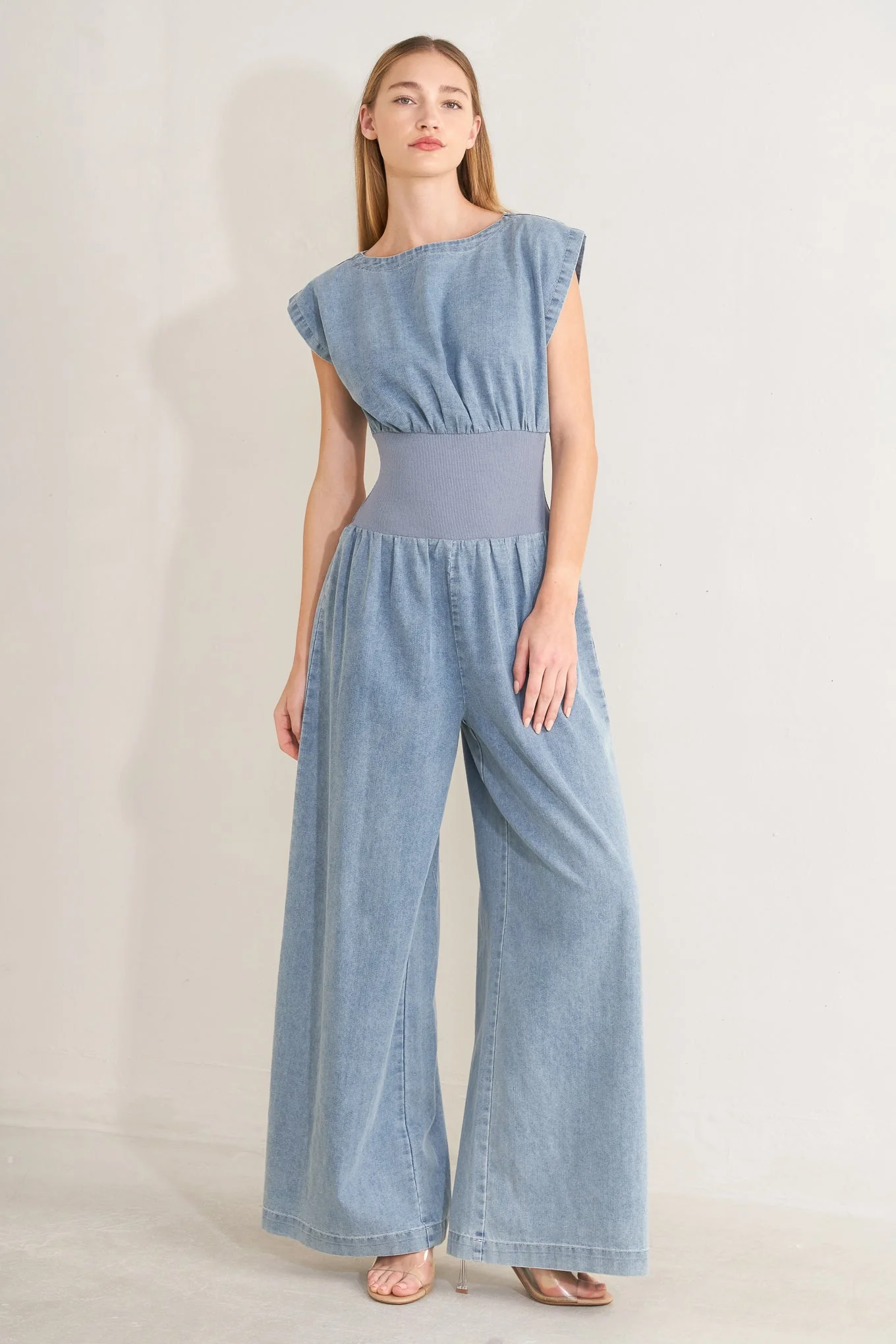 User-Friendly Running in Denim Jumpsuit Detailed