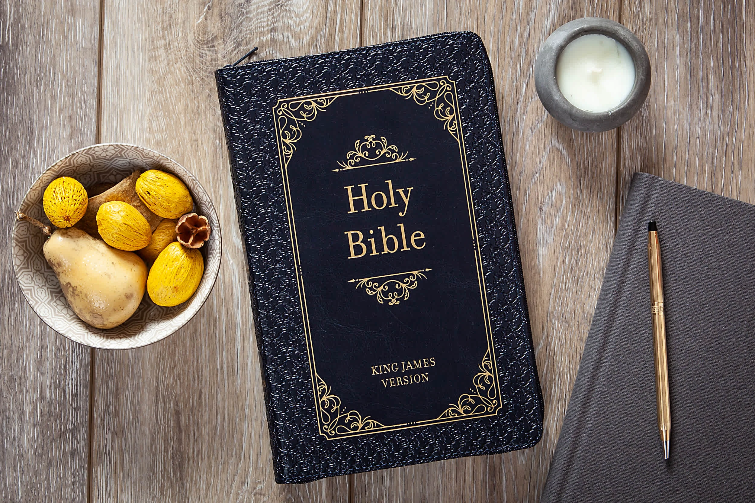 Clean KJV Zippered Bible Midnight Minimalist