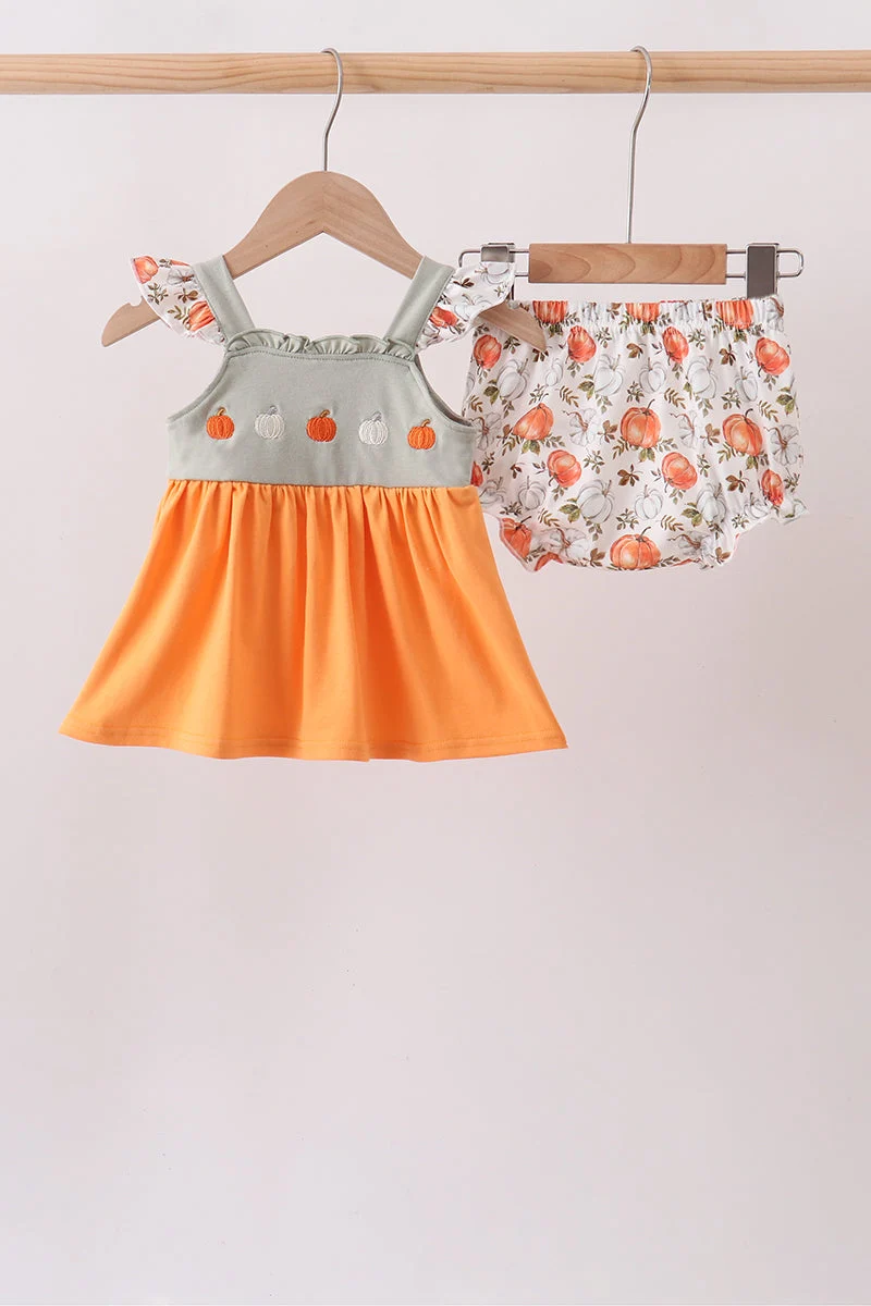 Flexible Orange Pumpkin Embroidery Ruffle Bloomer Set Elegant